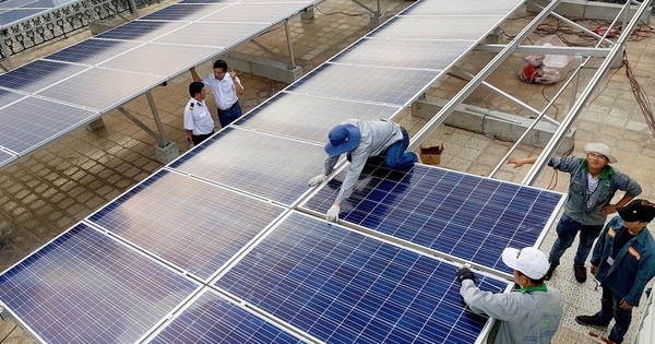 Điện mặt trời mái nhà phát điện lên lưới quốc gia sẽ có giá 0 đồng