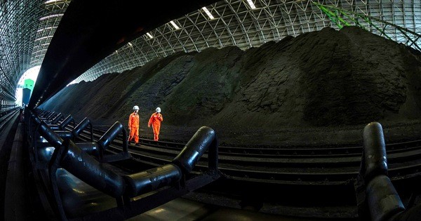 Dự phòng thấp, vẫn lo thiếu điện