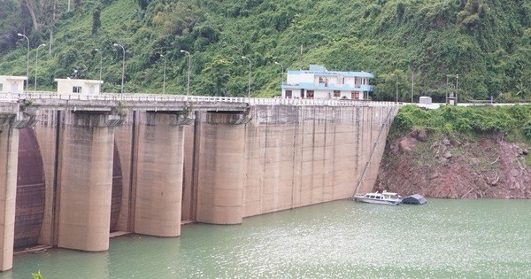 Bộ chỉ đạo thủy điện Quảng Nam ‘trả nước’, lưu ý Đà Nẵng khai thác nước tại chỗ