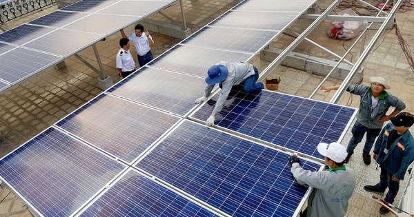 Thường trực Chính phủ: Cần làm rõ điện mặt trời mái nhà không sử dụng hết được bán thế nào?