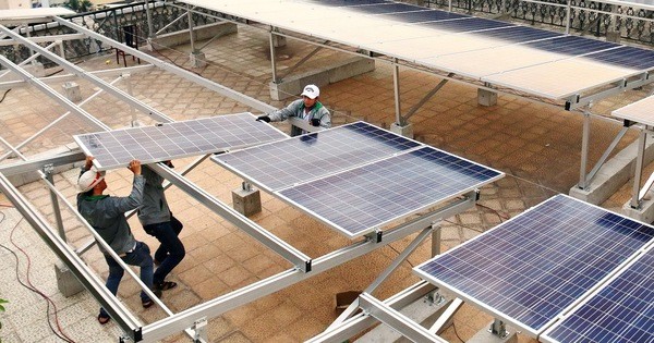 Điện mặt trời mái nhà tự sản tự tiêu bán cho EVN sẽ có giá 671 đồng/kWh?