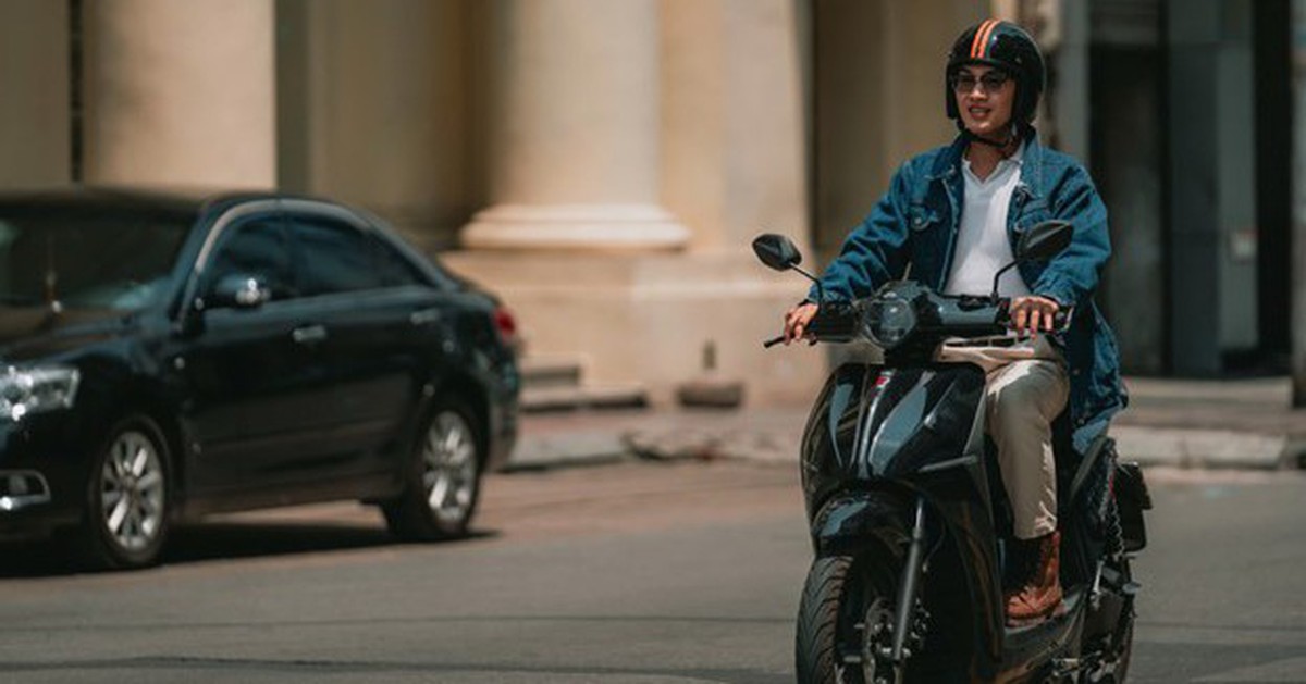 Loạt xe máy điện sạc đầy đi được hơn 200km