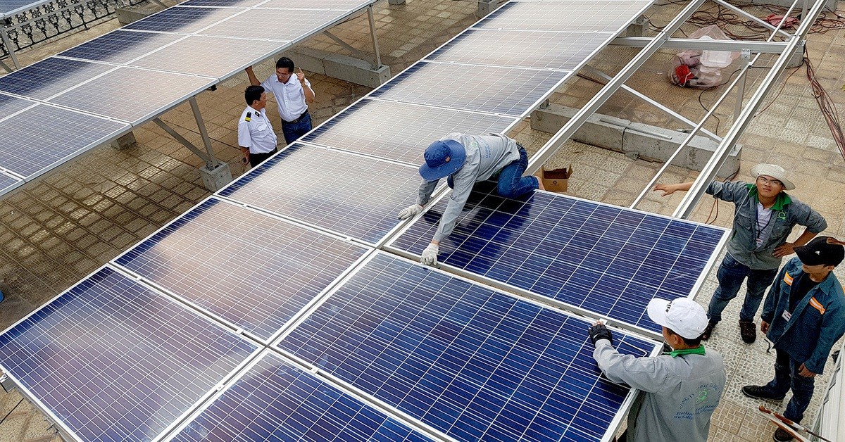 Điện mặt trời mái nhà công suất dưới 1.000kW có thể không phải xin giấy phép