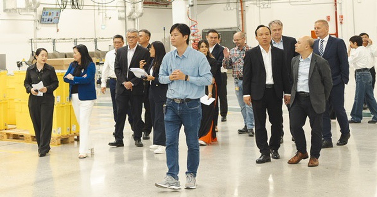 Nhà máy 1 tỉ USD của Lego tại VSIP 3 vận hành bằng điện mặt trời