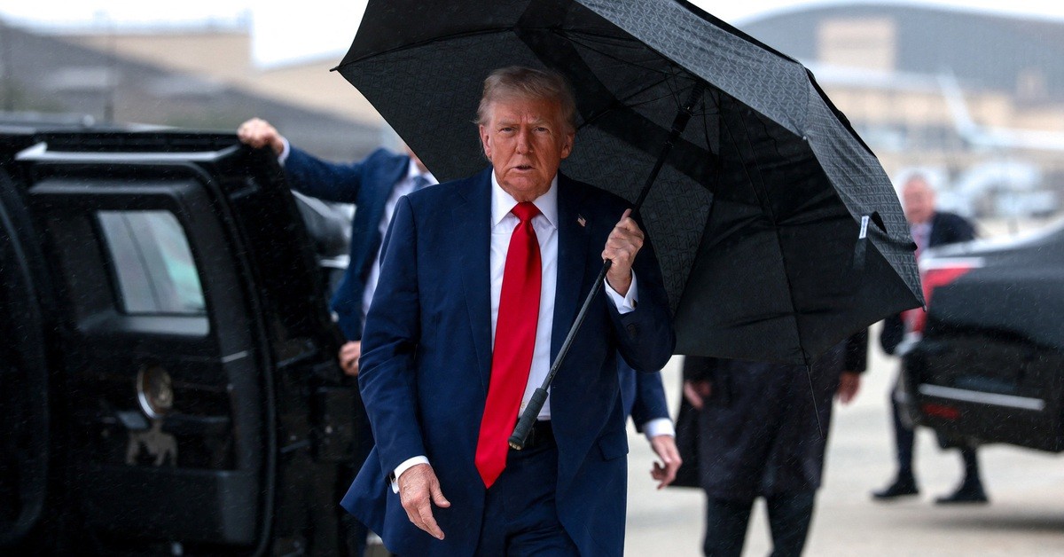 Ông Trump bị cả hai đảng phản đối khi hủy dự án điện mặt trời lớn nhất nước Mỹ