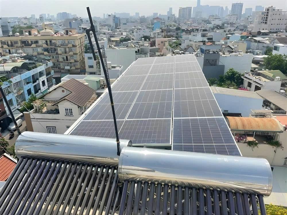 Điện Quang Solar – Giải pháp năng lượng xanh cho gia đình Việt - Ảnh 1.