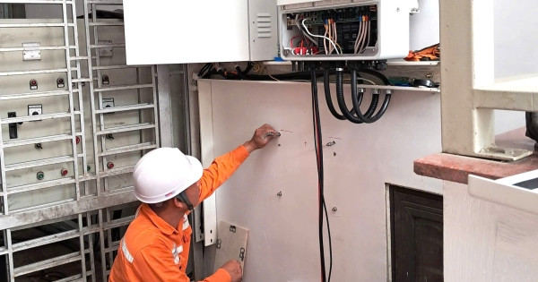 Công ty Điện lực Nghệ An: Tích cực vận động lắp đặt điện mặt trời mái nhà