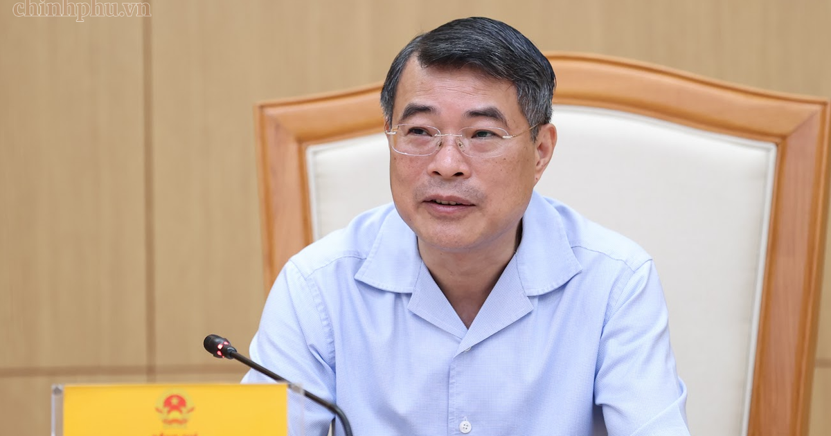 Thủ tướng: Bảo đảm cung ứng đủ điện là cấp bách, làm rõ trách nhiệm về tiến độ dự án